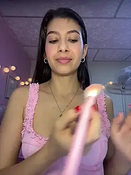 Lenapink19 online show from March 2026 10:25:02 PM