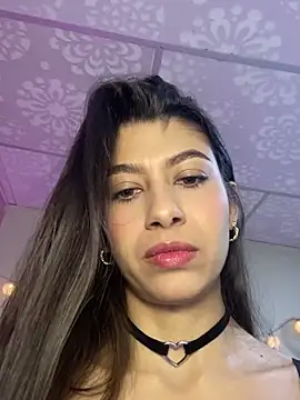 Lenapink19 online show from February 2026 10:32:01 PM