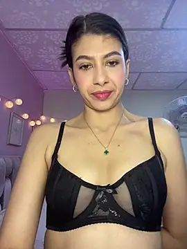 Lenapink19 online show from February 2026 10:32:02 PM