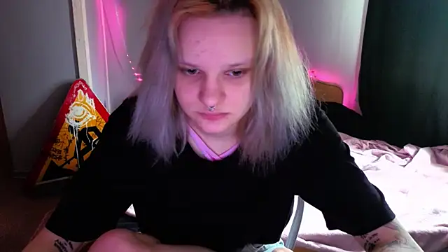 Elieiza xo online show from May 2026 09:29:02 AM