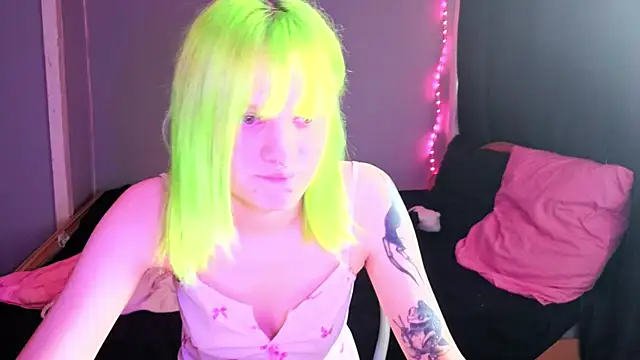 Elieiza xo online show from April 2026 08:54:01 AM