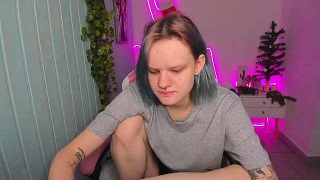 Elieiza xo online show from December 2025 09:15:01 AM