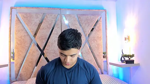 jayd muscle online show from November 2025 04:23:02 AM