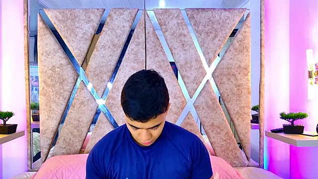 jayd muscle online show from December 2025 04:50:02 AM