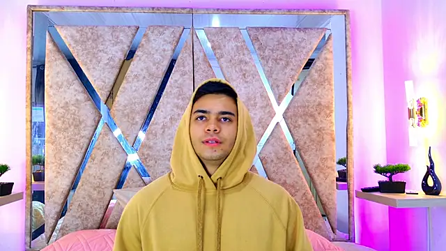 jayd muscle online show from December 2025 05:23:02 AM