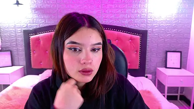 Natalie loffreda online show from September 2025 02:50:02 AM