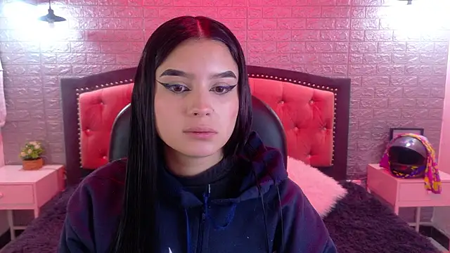 Natalie loffreda online show from February 2026 03:27:01 AM