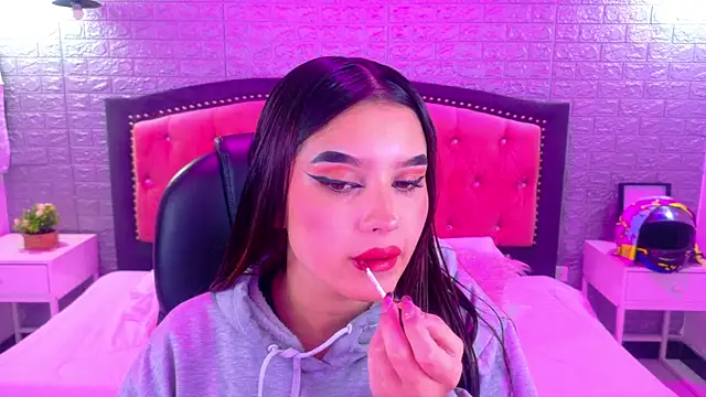 Natalie loffreda online show from January 2026 03:34:02 AM