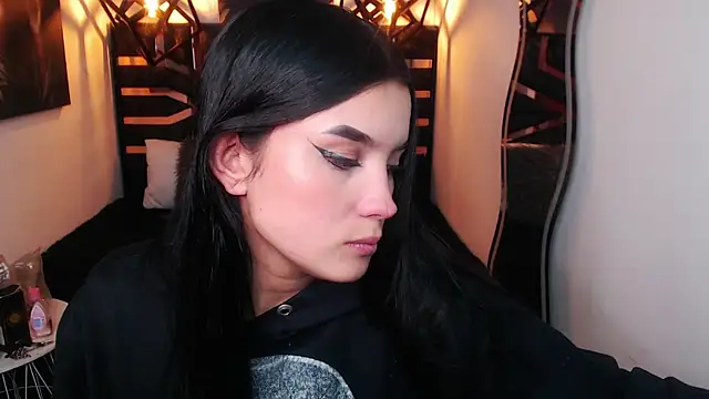 Snapshot of Natalie_loffreda chatting on April 2026 08:10:01 PM Natalie loffreda online show from April 2026 08:10:01 PM