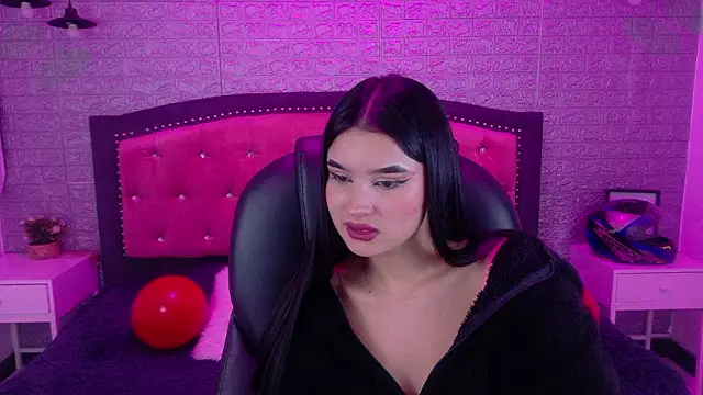 Natalie loffreda online show from February 2026 06:26:01 AM