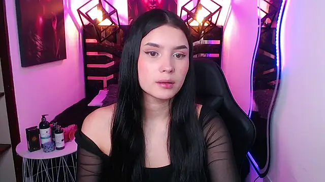 Snapshot of Natalie_loffreda chatting on May 2026 08:23:01 PM Natalie loffreda online show from May 2026 08:23:01 PM