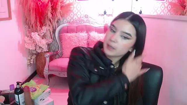 Natalie loffreda online show from November 2025 08:12:02 PM