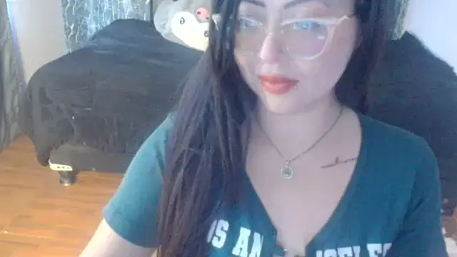 isa  crazy   online show from November 2025 06:19:02 PM