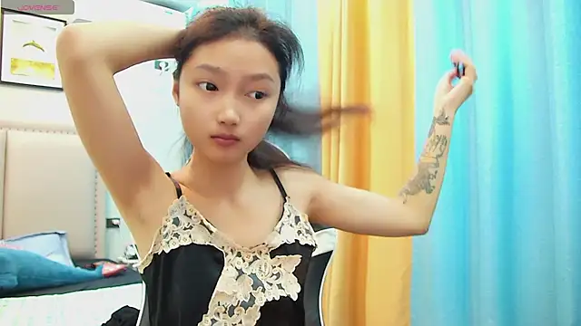 Snapshot of Safer-001 chatting on September 2025 06:42:01 AM Safer-001 online show from September 2025 06:42:01 AM