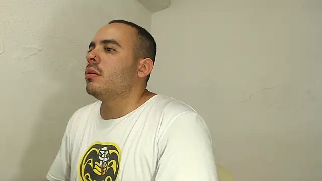 Ana ThiagoxX online show from May 2026 09:51:01 PM