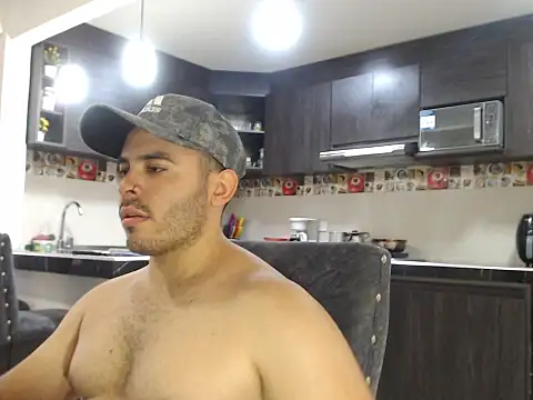 Ana ThiagoxX online show from October 2025 07:15:02 PM