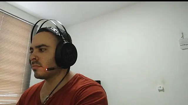 Ana ThiagoxX online show from February 2026 06:51:01 PM