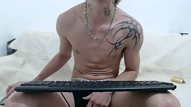 Dan jonson15 online show from November 2025 03:23:02 AM