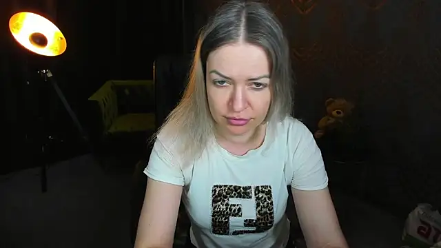 Anna Snows online show from March 2026 05:14:01 PM