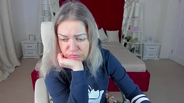 Anna Snows online show from March 2026 06:33:01 AM