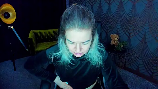 Anna Snows online show from April 2026 05:36:01 AM