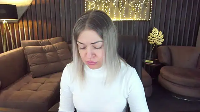 Anna Snows online show from March 2026 06:35:01 AM