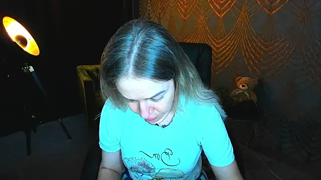 Anna Snows online show from May 2026 04:35:02 PM