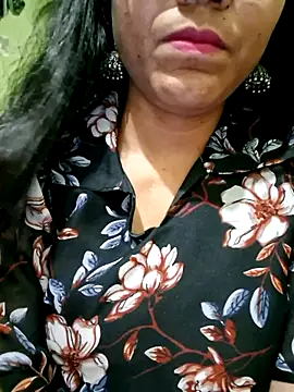 Snapshot of Telugu___Sexygirl___Naidu chatting on April 2026 04:30:01 PM Telugu Sexygirl Naidu online show from April 2026 04:30:01 PM