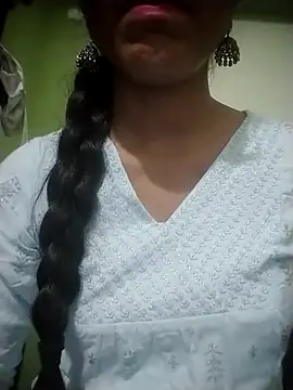 Snapshot of Telugu___Sexygirl___Naidu chatting on May 2026 04:27:02 AM Telugu Sexygirl Naidu online show from May 2026 04:27:02 AM