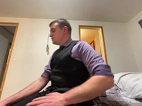 cumitted online show from February 2026 06:32:02 AM