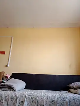 dream32222 online show from April 2026 10:06:01 AM