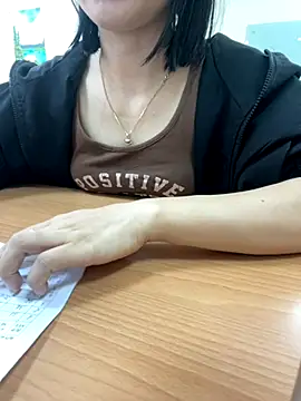 -NhaKy22 online show from November 2025 01:09:02 AM