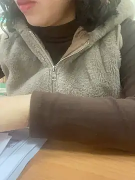 -NhaKy22 online show from February 2026 01:05:02 AM