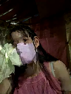 Snapshot of PhanHaa chatting on September 2025 01:58:02 PM PhanHaa online show from September 2025 01:58:02 PM