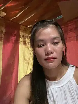 Snapshot of PhanHaa chatting on September 2025 02:16:02 AM PhanHaa online show from September 2025 02:16:02 AM