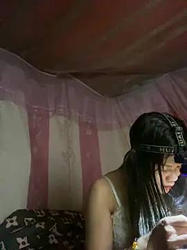 PhanHaa online show from February 2026 02:13:01 AM