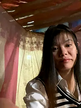 PhanHaa online show from November 2025 12:48:02 PM