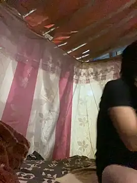 PhanHaa online show from November 2025 12:19:01 PM