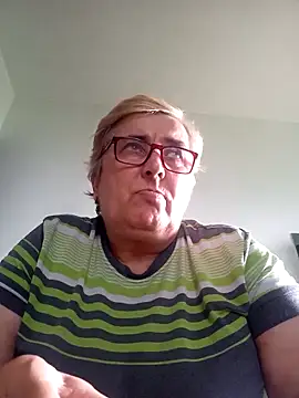Snapshot of Sonya51561 chatting on October 2025 02:29:02 PM Sonya51561 online show from October 2025 02:29:02 PM