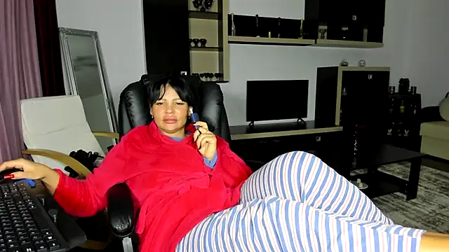 Ella sweety00 online show from April 2026 10:50:01 PM