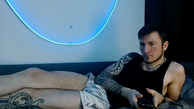 th1  online show from April 2026 06:47:01 PM