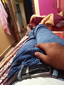 Snapshot of Alimbaby chatting on September 2025 11:32:01 AM Alimbaby online show from September 2025 11:32:01 AM