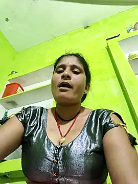 Hot-piuy online show from November 2025 09:35:02 AM