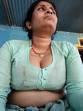 Hot-piuy online show from September 2025 08:54:01 AM