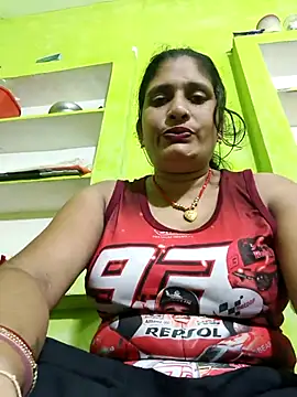 Hot-piuy online show from September 2025 03:45:02 AM