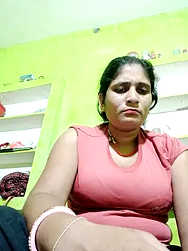 Hot-piuy online show from September 2025 09:29:01 PM