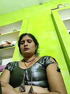 Hot-piuy online show from October 2025 04:06:01 PM