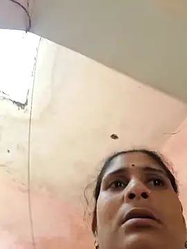 Hot-piuy online show from September 2025 07:02:02 AM