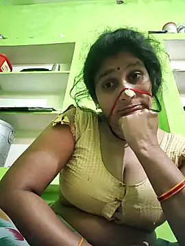 Hot-piuy online show from November 2025 08:52:02 AM