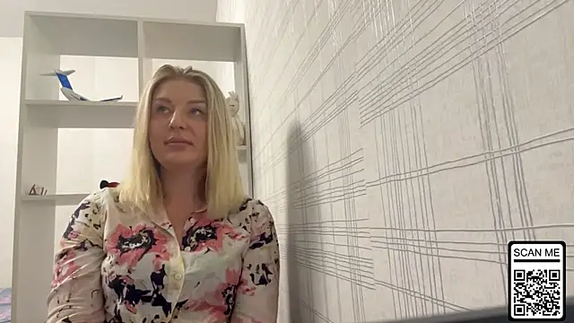 Blondie xoxoxo online show from October 2025 05:35:02 PM